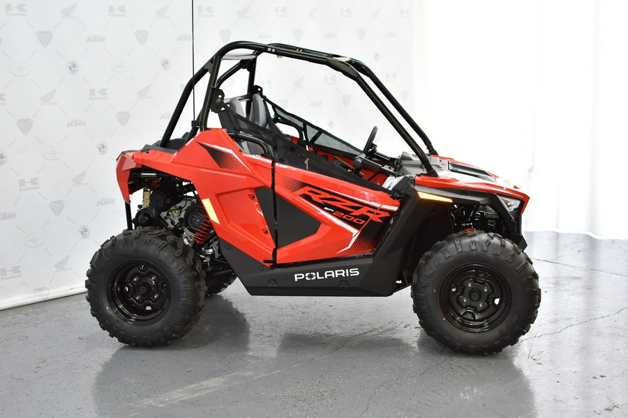 2026 Polaris RZR 200 EFI