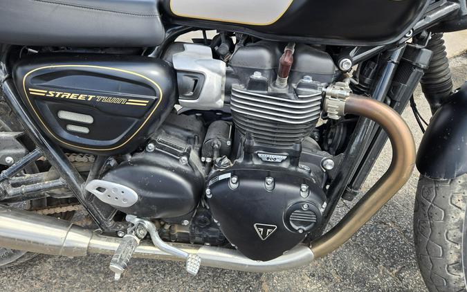 2022 TRIUMPH STREET TWIN GOLDLINE