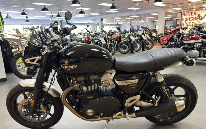 2019 Triumph Speed Twin Jet Black