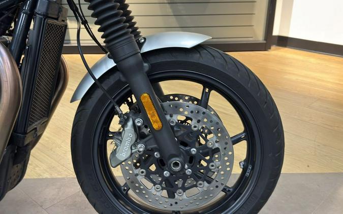 2019 Triumph Speed Twin Jet Black
