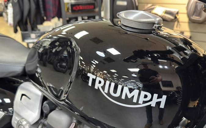 2019 Triumph Speed Twin Jet Black