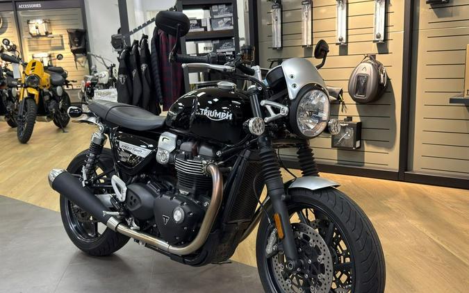 2019 Triumph Speed Twin Jet Black