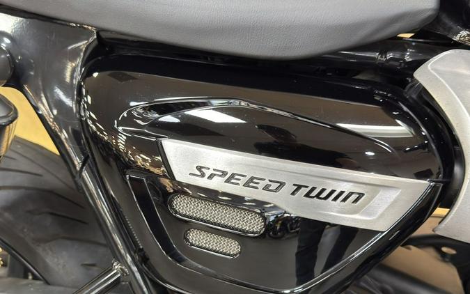 2019 Triumph Speed Twin Jet Black