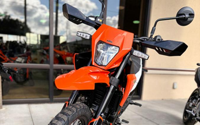 2026 KTM Enduro 390 R