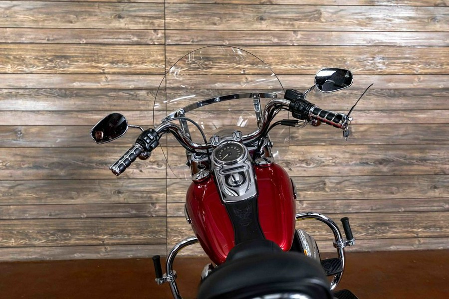 2012 FLD - Dyna® Switchback™ - Harley-Davidson®