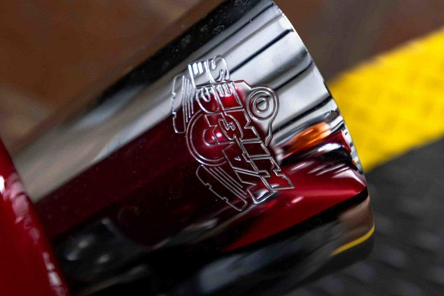 2012 FLD - Dyna® Switchback™ - Harley-Davidson®