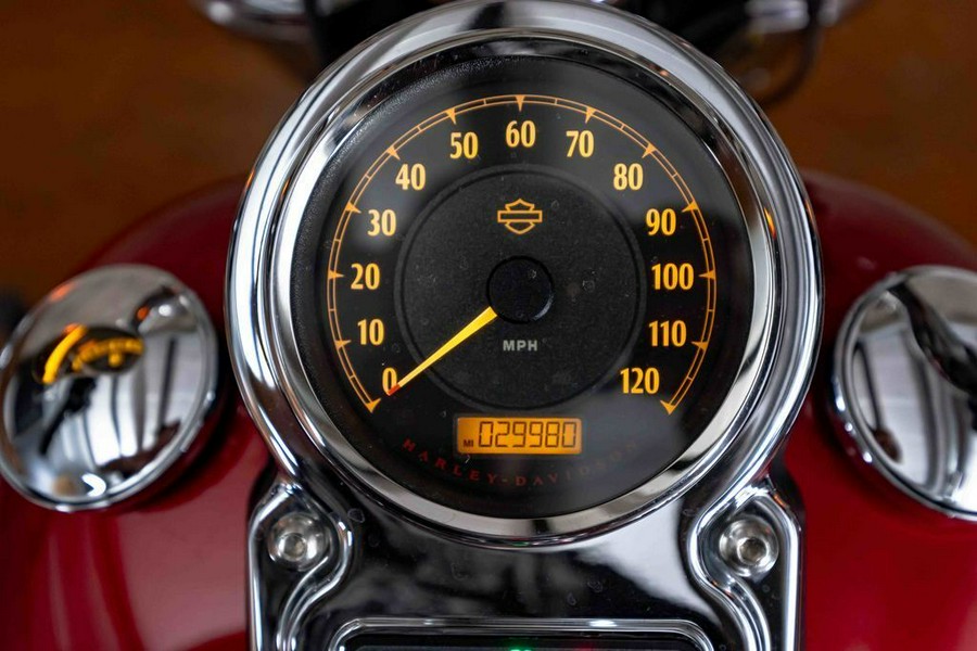 2012 FLD - Dyna® Switchback™ - Harley-Davidson®