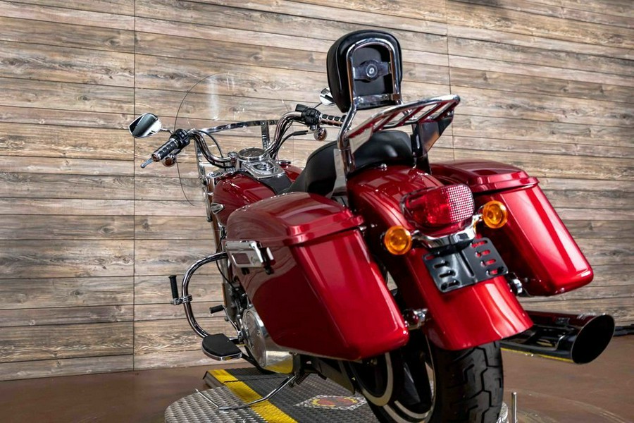 2012 FLD - Dyna® Switchback™ - Harley-Davidson®