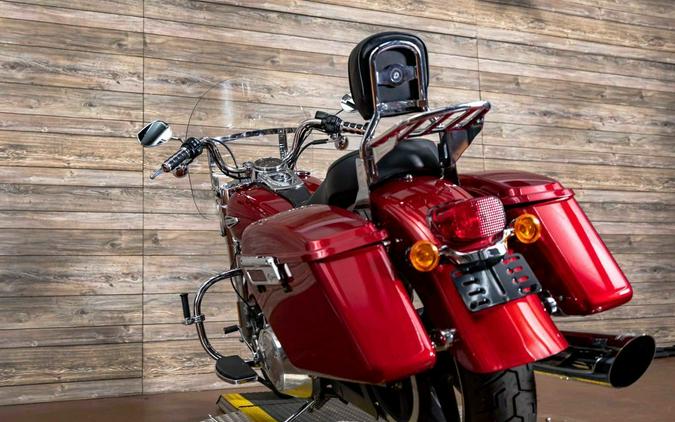2012 FLD - Dyna® Switchback™ - Harley-Davidson®