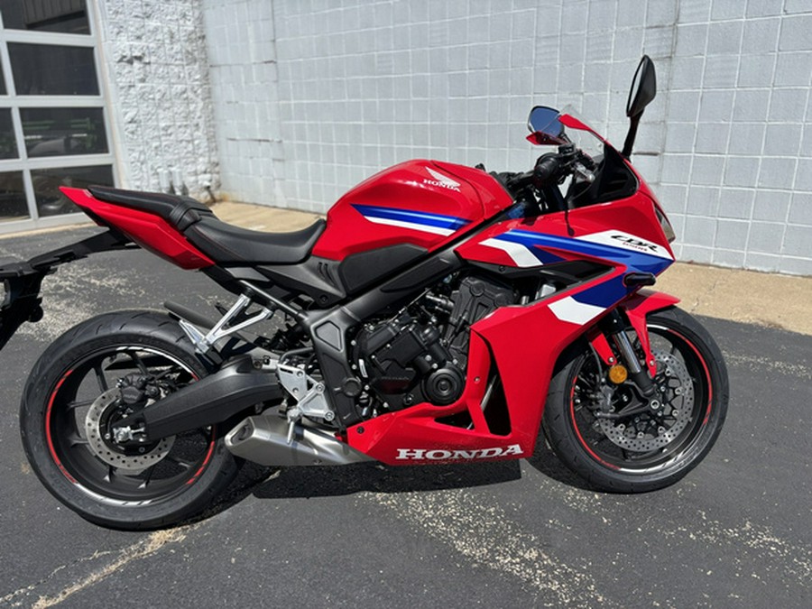 2026 Honda CBR650R E-Clutch