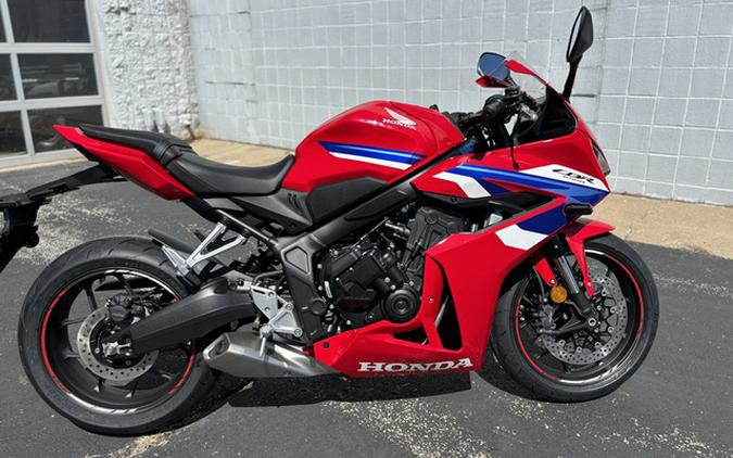 2026 Honda CBR650R E-Clutch