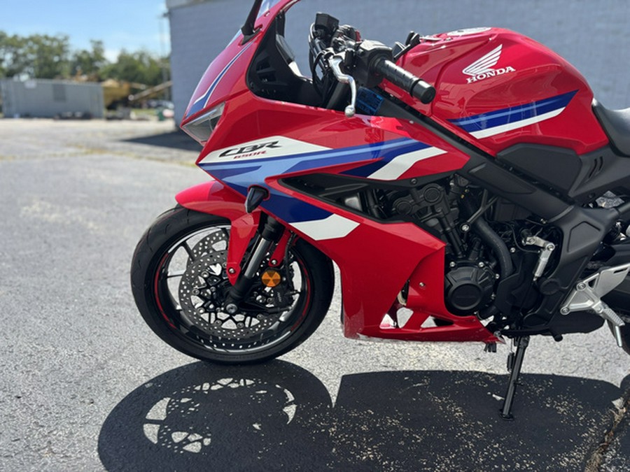 2026 Honda CBR650R E-Clutch