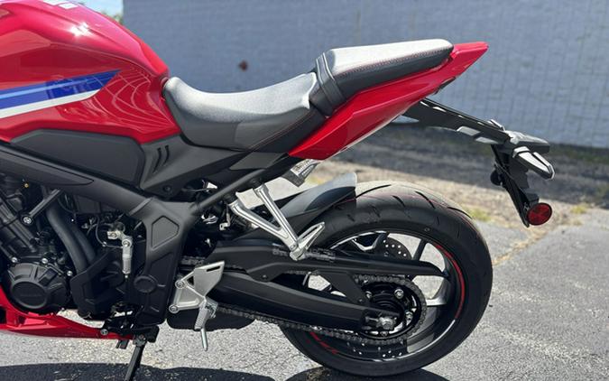 2026 Honda CBR650R E-Clutch