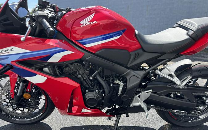 2026 Honda CBR650R E-Clutch