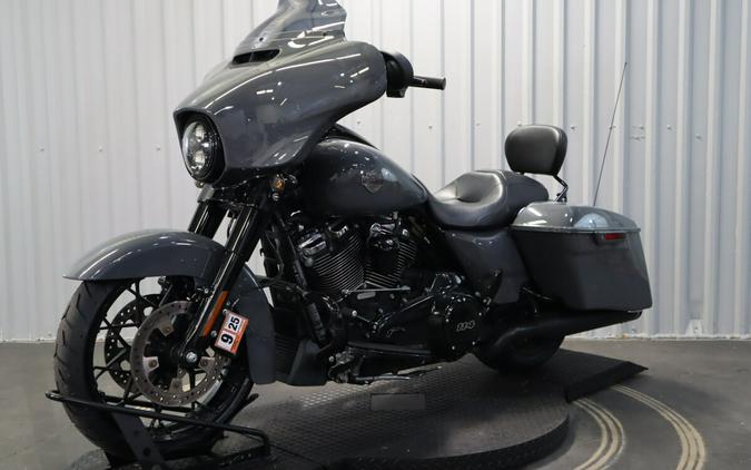 2022 Harley-Davidson Street Glide Special