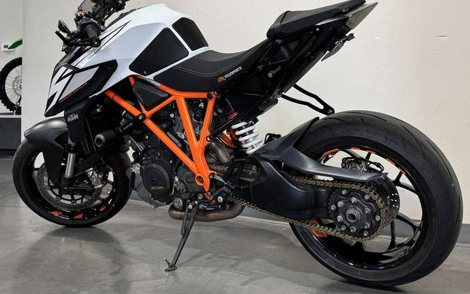 2019 KTM 1290 Super Duke R