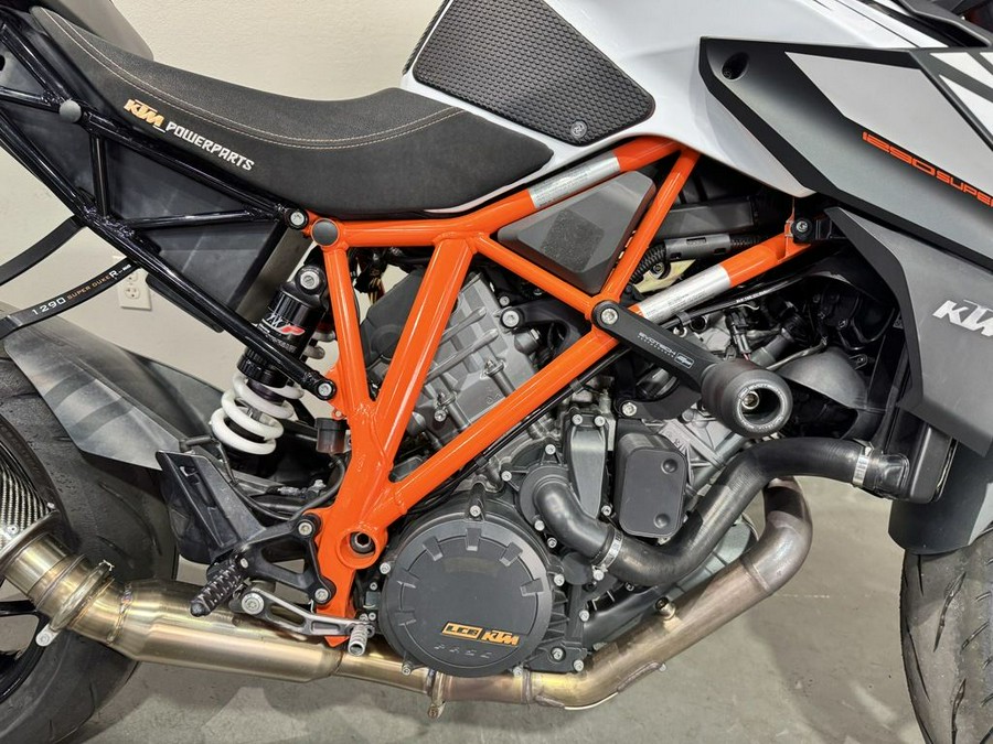 2019 KTM 1290 Super Duke R