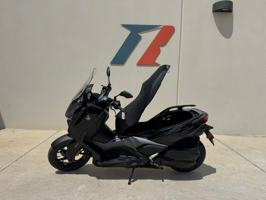 2025 Yamaha XMAX