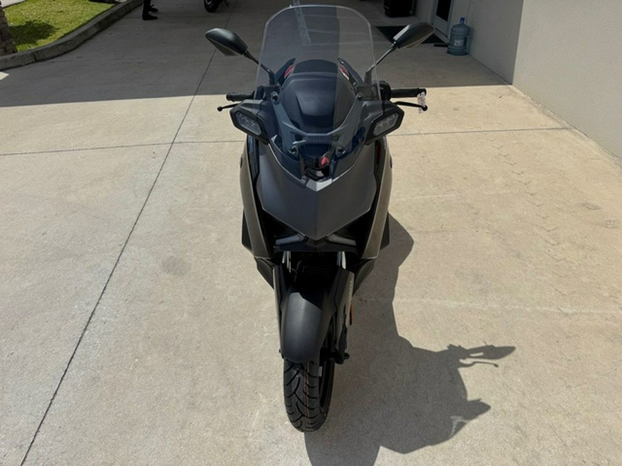 2025 Yamaha XMAX