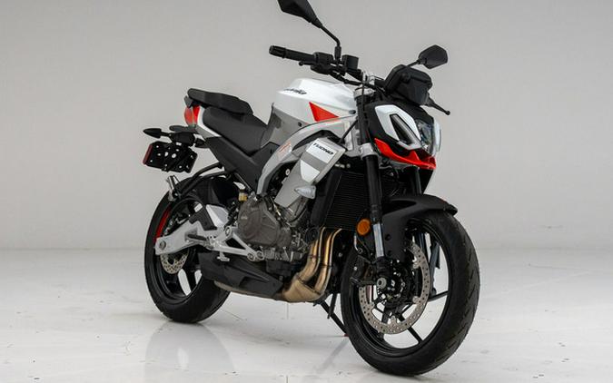 2026 Aprilia Tuono 457