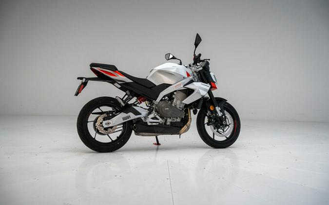 2026 Aprilia Tuono 457