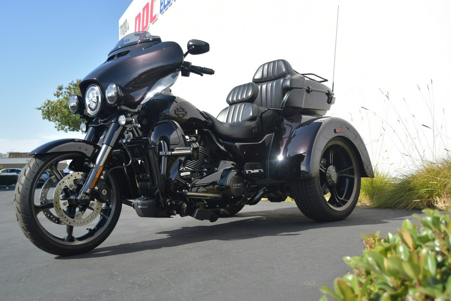 2021 Harley-Davidson CVO Tri Glide FLHTCUTGSE