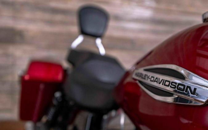 2012 Harley-Davidson® FLD - Dyna® Switchback™