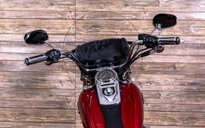 2012 Harley-Davidson® FLD - Dyna® Switchback™