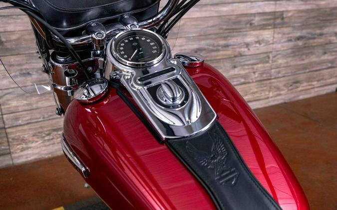 2012 Harley-Davidson® FLD - Dyna® Switchback™