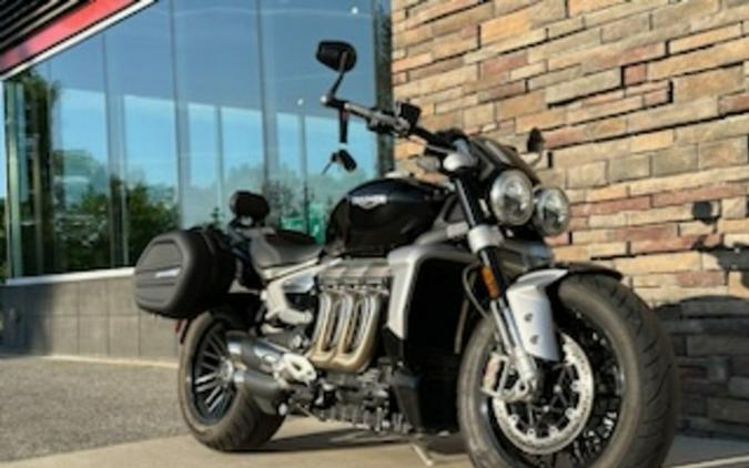 2022 Triumph Rocket 3 R Sapphire Black R