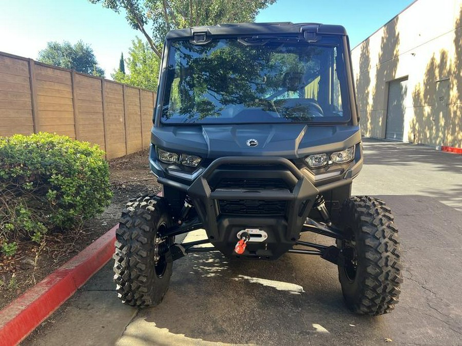 2026 Can-Am® Defender PRO Limited HD10