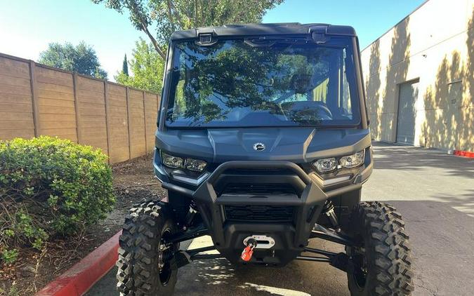 2026 Can-Am® Defender PRO Limited HD10