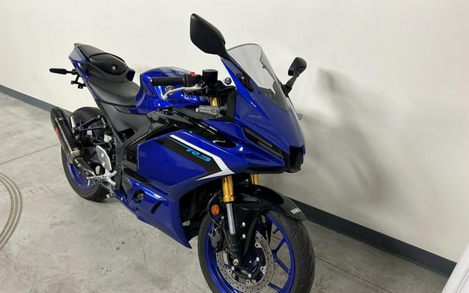 2025 Yamaha YZF R3 ABS