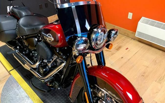 2019 Harley-Davidson® FLHCS - Heritage Classic 114