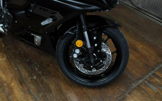 2025 Yamaha YZF-R7
