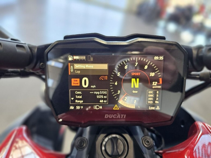 2023 Ducati Diavel V4 Ducati Red