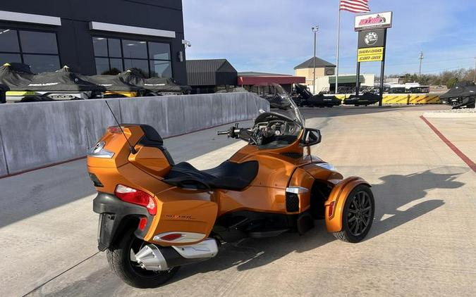 2014 Can-Am® Spyder® RT-S SE6