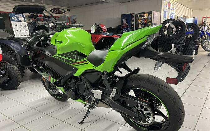 2024 Kawasaki Ninja® 650 KRT EDITION ABS