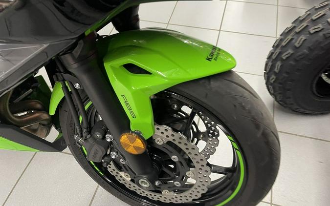 2024 Kawasaki Ninja® 650 KRT EDITION ABS