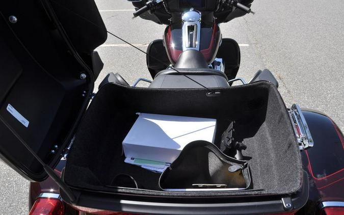 2022 Harley-Davidson® FLHTCUTG - Tri Glide® Ultra