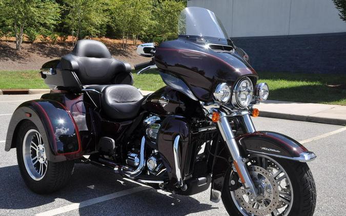 2022 Harley-Davidson® FLHTCUTG - Tri Glide® Ultra