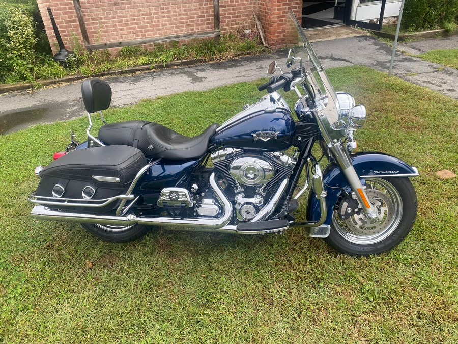 Pre-Owned 2013 Harley-Davidson Touring Road King Classic FLHRC