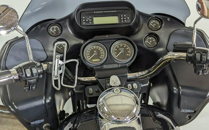 2013 Harley-Davidson® Road Glide® Ultra Midnight Pearl