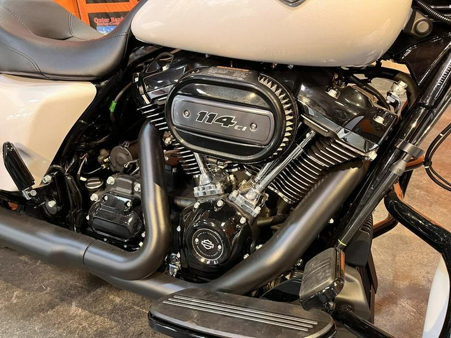 2024 Harley-Davidson® FLHRXS - Road King® Special