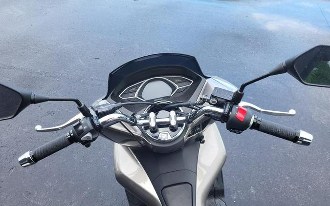 2019 Honda® PCX150