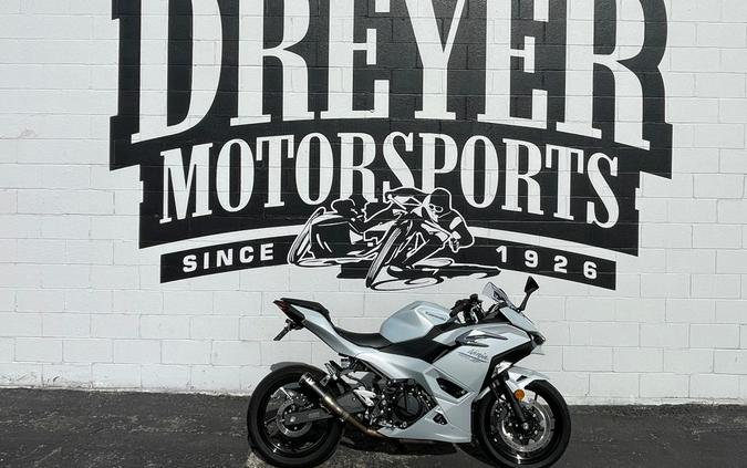 2025 Kawasaki NINJA 500 ABS