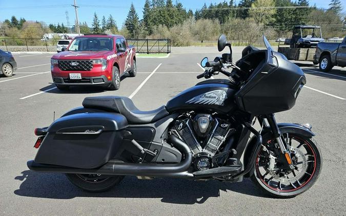 2023 Indian Challenger Dark Horse Black Smoke