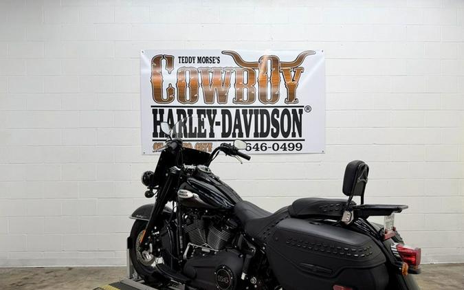 2023 Harley-Davidson FLHCS - Heritage Classic