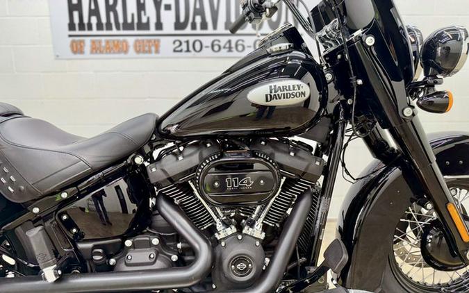 2023 Harley-Davidson FLHCS - Heritage Classic