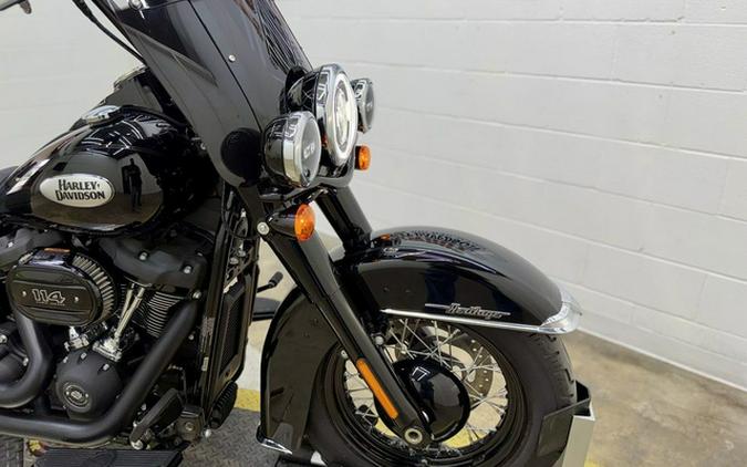 2023 Harley-Davidson FLHCS - Heritage Classic